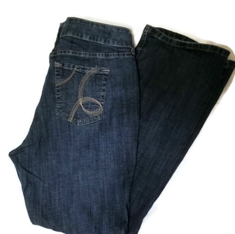 Lee Riders midrise bootcut medium dark 18 jeans